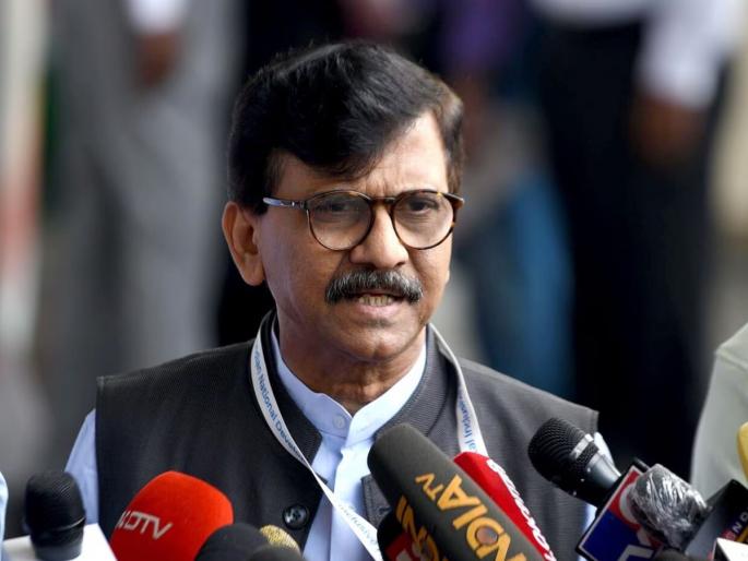 Has the Chief Minister taken the dog pill? Sanjay Raut's stroke | पालकमंत्र्यांनी कुत्ता गोळी खाल्ली आहे का?; संजय राऊत यांचा घणाघात