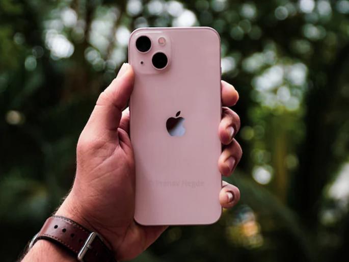 Is the iPhone really dangerous to health? | ‘आयफोन’मुळे आरोग्याला खरंच धोका आहे का ? Is the iPhone really dangerous to health? | ‘आयफोन’मुळे आरोग्याला खरंच धोका आहे का ?