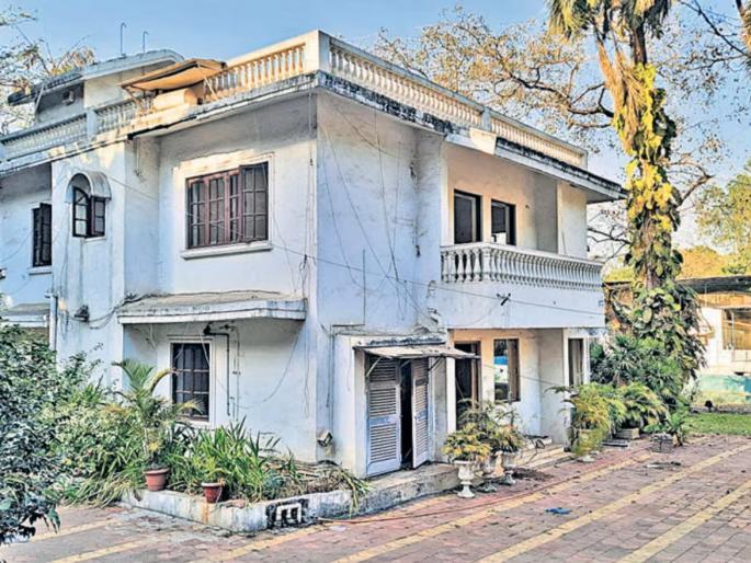 A luxury tower replaces Raj Kapoor's bungalow; 500 crore project | राज कपूरच्या बंगल्याच्या जागी आलिशान टॉवर; ५०० कोटींचा प्रकल्प A luxury tower replaces Raj Kapoor's bungalow; 500 crore project | राज कपूरच्या बंगल्याच्या जागी आलिशान टॉवर; ५०० कोटींचा प्रकल्प