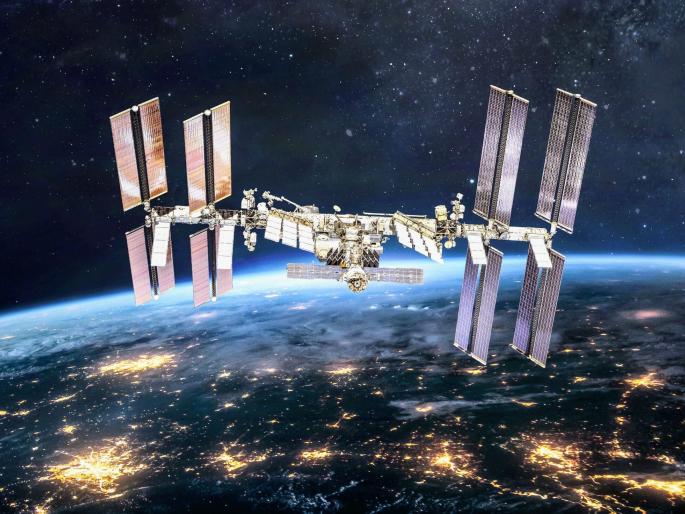 The view of the space station can be seen in the sky for four consecutive days | आकाशात सलग चार दिवस पाहता येणार स्पेस स्टेशनचा नजारा
