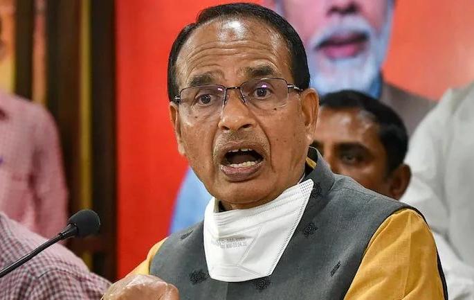 Chief Minister Chouhan's statements are entertainment pdc | मुख्यमंत्री चौहान यांची वक्तव्ये म्हणजे करमणूक Chief Minister Chouhan's statements are entertainment pdc | मुख्यमंत्री चौहान यांची वक्तव्ये म्हणजे करमणूक
