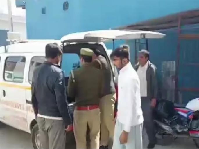Body of woman found in Brahma Kumari Ashram; Accused of murder by relatives in bagpat uttar pradesh | ब्रह्माकुमारी आश्रमात महिलेचा मृतदेह आढळल्याने खळबळ; नातेवाईकांकडून हत्येचा आरोप Body of woman found in Brahma Kumari Ashram; Accused of murder by relatives in bagpat uttar pradesh | ब्रह्माकुमारी आश्रमात महिलेचा मृतदेह आढळल्याने खळबळ; नातेवाईकांकडून हत्येचा आरोप
