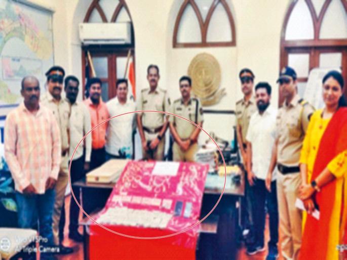Servant kills crores in elite housing; Finally arrested | उच्चभ्रू वस्तीत नोकराने मारला कोटींचा डल्ला; अखेर अटकेत Servant kills crores in elite housing; Finally arrested | उच्चभ्रू वस्तीत नोकराने मारला कोटींचा डल्ला; अखेर अटकेत