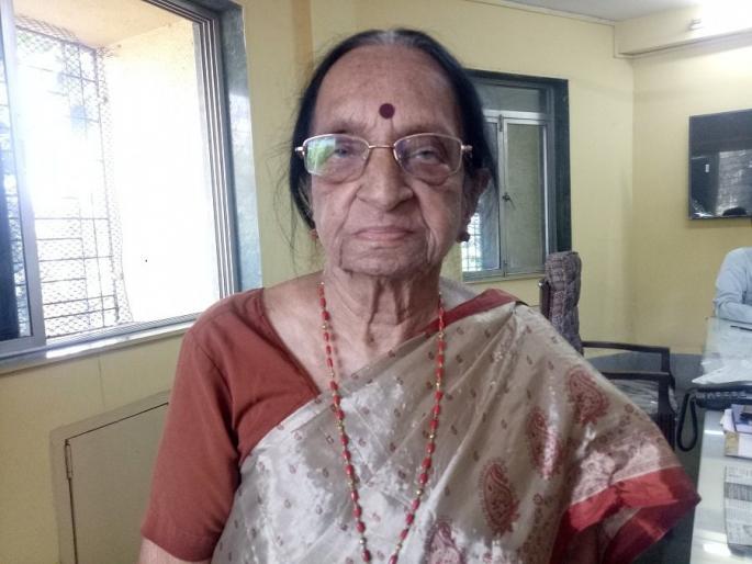Former teacher MLA Sanjeevani Raikar passes away in mumbai | 3 वेळा शिक्षक आमदार राहिलेल्या शिक्षिका संजीवनी रायकर यांचे निधन Former teacher MLA Sanjeevani Raikar passes away in mumbai | 3 वेळा शिक्षक आमदार राहिलेल्या शिक्षिका संजीवनी रायकर यांचे निधन