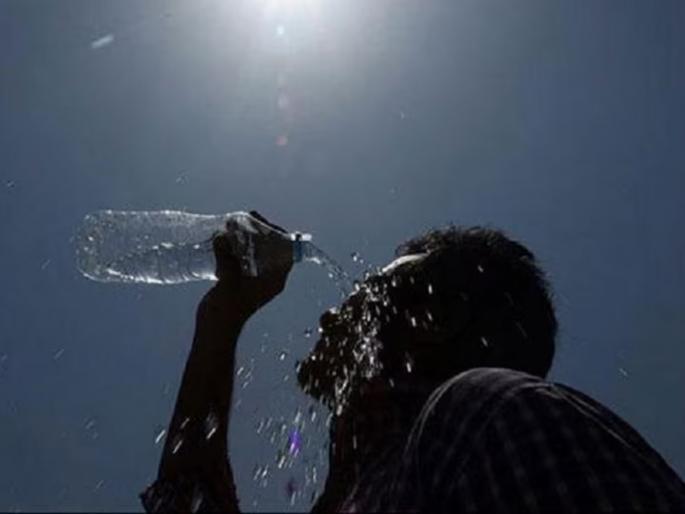 Health department on alert, PHC 59 room ready for heat stroke | उष्माघातासाठी आरोग्य विभाग दक्ष; पीएचसी ५९ कक्ष सज्ज Health department on alert, PHC 59 room ready for heat stroke | उष्माघातासाठी आरोग्य विभाग दक्ष; पीएचसी ५९ कक्ष सज्ज