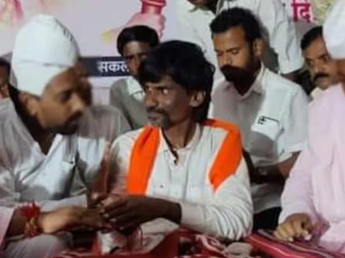 Arrest Manoj Jarang, Kunbi Sena demands; Government warned by vishwanath patil | मनोज जरांगेंना अटक करा, कुणबी सेनेची मागणी; सरकारच्या प्रयत्नावर समाधान