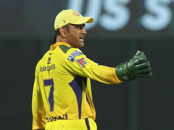 Dhoni shines in Chennai's 'flop show', Yadav pulls Chennai Express's 'chain' | चेन्नईच्या‘फ्लॉप शो’मध्ये धोनी चमकला, यादवने ओढली चेन्नई एक्सप्रेसची ‘चेन’