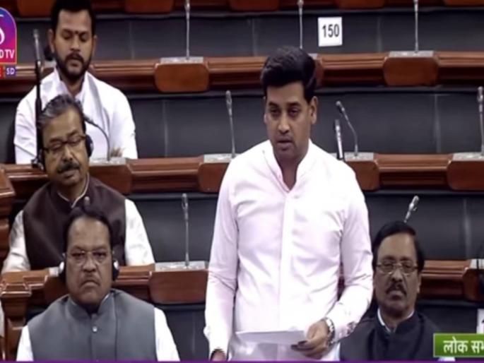 Russia-Ukrain: MP Shinde aggressive in Parliament for students returning from Ukraine | Russia-Ukrain: युक्रेनहून परतलेल्या विद्यार्थ्यांसाठी खासदार शिंदे संसदेत आक्रमक Russia-Ukrain: MP Shinde aggressive in Parliament for students returning from Ukraine | Russia-Ukrain: युक्रेनहून परतलेल्या विद्यार्थ्यांसाठी खासदार शिंदे संसदेत आक्रमक