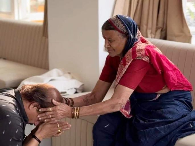 Tears in my mother's eyes; i More shared a photo with 'Matoshri' after MNS resignation | "माझ्या आईच्या डोळ्यात पाणी"; वसंत मोरेंनी शेअर केला 'मातोश्री'सोबतचा फोटो Tears in my mother's eyes; i More shared a photo with 'Matoshri' after MNS resignation | "माझ्या आईच्या डोळ्यात पाणी"; वसंत मोरेंनी शेअर केला 'मातोश्री'सोबतचा फोटो