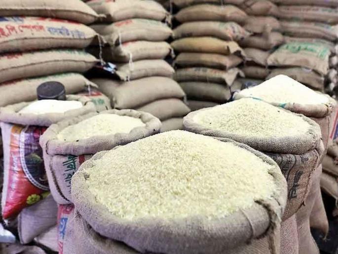 27 tons of ration rice going to black market was caught | काळ्या बाजारात जाणारा २७ टन रेशनचा तांदूळ पकडला 27 tons of ration rice going to black market was caught | काळ्या बाजारात जाणारा २७ टन रेशनचा तांदूळ पकडला