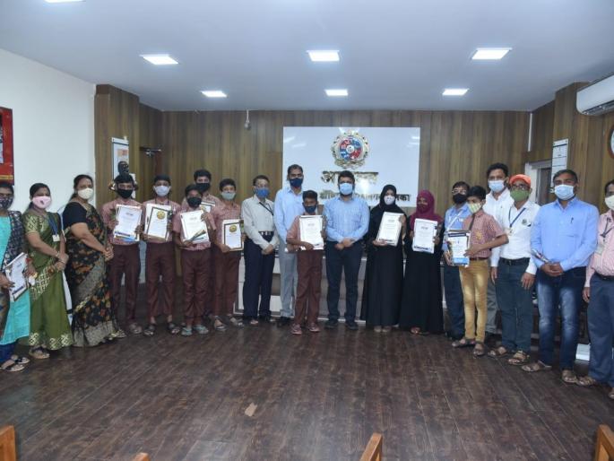 'It is a matter of great pride for KDMC school children to build satellites', commissioner of munciple corporation | 'केडीएमसीच्या शाळेतील मुले उपग्रह बनवितात ही मोठी अभिमानास्पद गोष्ट' 'It is a matter of great pride for KDMC school children to build satellites', commissioner of munciple corporation | 'केडीएमसीच्या शाळेतील मुले उपग्रह बनवितात ही मोठी अभिमानास्पद गोष्ट'