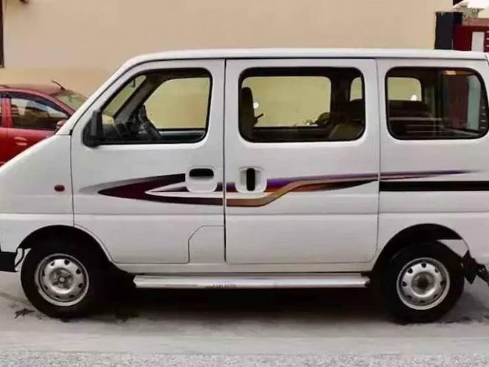 The trio stole the car, but drove it 10 km; Finally the accused were arrested in kanpur | तिघांनी कार चोरली, पण तब्बल १० किमी ढकलत नेली; अखेर आरोपींना अटक The trio stole the car, but drove it 10 km; Finally the accused were arrested in kanpur | तिघांनी कार चोरली, पण तब्बल १० किमी ढकलत नेली; अखेर आरोपींना अटक