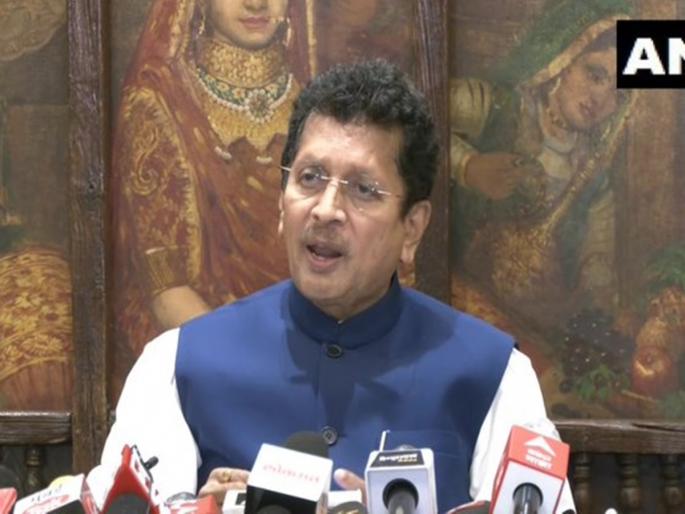 The education department should do its own 'homework' first | शिक्षण विभागाने आधी स्वतः ‘गृहपाठ’ करावा; शिक्षणमंत्र्यांच्या सूचनेला शिक्षकांचा विरोध The education department should do its own 'homework' first | शिक्षण विभागाने आधी स्वतः ‘गृहपाठ’ करावा; शिक्षणमंत्र्यांच्या सूचनेला शिक्षकांचा विरोध