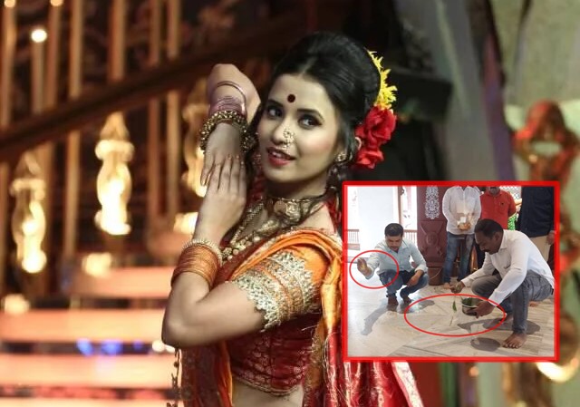 Purification of that place in Lal Mahal by sprinkling cow urine, anger from planting dance | लाल महालातील 'त्या' जागेचं गोमुत्र शिंपडून शुद्धीकरण, 'लावणी रील्स'वरुन संताप Purification of that place in Lal Mahal by sprinkling cow urine, anger from planting dance | लाल महालातील 'त्या' जागेचं गोमुत्र शिंपडून शुद्धीकरण, 'लावणी रील्स'वरुन संताप