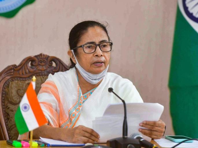 Mamata Banerjee's big announcement, free space to build a house for doctors and nurses in kolkata | ममता बॅनर्जींची मोठी घोषणा, डॉक्टर्स अन् नर्सेसला घर बांधण्यासाठी जागा फुकट Mamata Banerjee's big announcement, free space to build a house for doctors and nurses in kolkata | ममता बॅनर्जींची मोठी घोषणा, डॉक्टर्स अन् नर्सेसला घर बांधण्यासाठी जागा फुकट