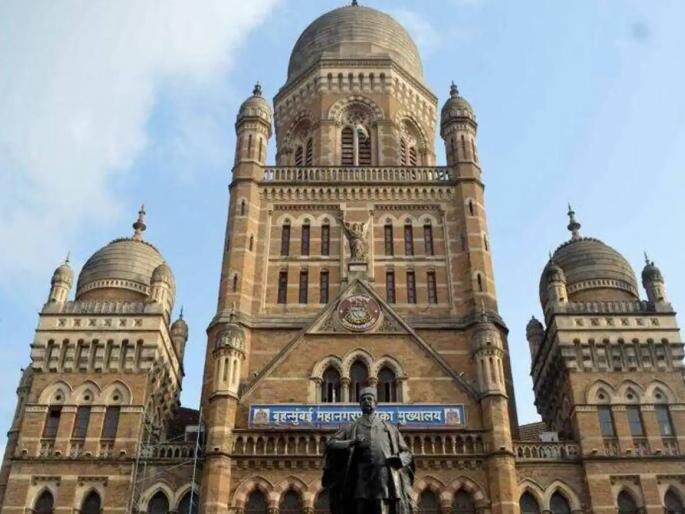 Municipal Corporation in the forefront of bribery in Mumbai | मुंबईत लाचखोरीत महापालिका आघाडीवर Municipal Corporation in the forefront of bribery in Mumbai | मुंबईत लाचखोरीत महापालिका आघाडीवर