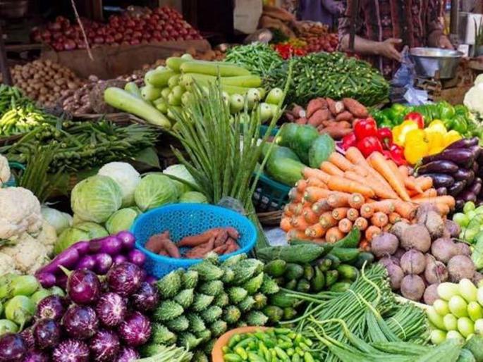 Prices of leafy vegetables including peas are coming under control | वाटाण्यासह पालेभाज्यांचे दर येताहेत नियंत्रणात Prices of leafy vegetables including peas are coming under control | वाटाण्यासह पालेभाज्यांचे दर येताहेत नियंत्रणात