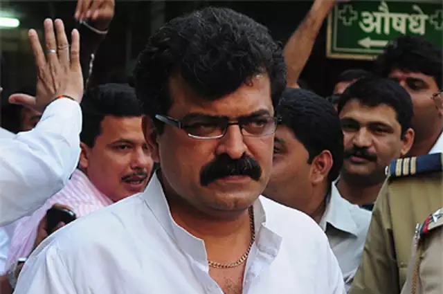Dogs are barking ... Jitendra Awhad's 'Shayari' targeting Gopinchand Padalkar | कुत्ते भोंकते है... गोपींचंद पडळकरांना लक्ष्य करत जितेंद्र आव्हाडांची 'शायरी' Dogs are barking ... Jitendra Awhad's 'Shayari' targeting Gopinchand Padalkar | कुत्ते भोंकते है... गोपींचंद पडळकरांना लक्ष्य करत जितेंद्र आव्हाडांची 'शायरी'