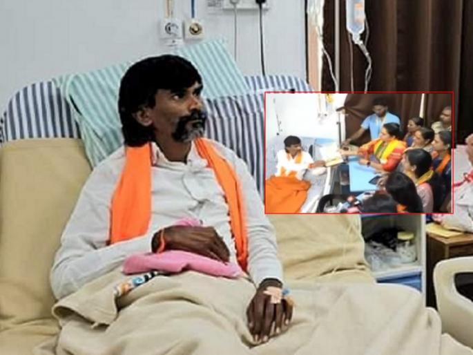 BJP women workers meet and present complaint; Manoj Jarage's appeal to the Maratha brothers | भाजपा महिला कार्यकर्त्यांनी भेट घेत मांडली तक्रार; जरागेंचं मराठा बांधवांना आवाहन BJP women workers meet and present complaint; Manoj Jarage's appeal to the Maratha brothers | भाजपा महिला कार्यकर्त्यांनी भेट घेत मांडली तक्रार; जरागेंचं मराठा बांधवांना आवाहन