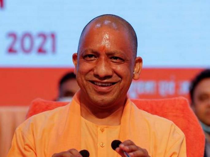 Let it happen ... Yogi government's permission for wedding ceremonies in the open field in UP after corona virus | होऊ दे खर्च... खुल्या मैदानात धुमधडाक्यातील लग्नसोहळ्यांना योगी सरकारची परवागनी