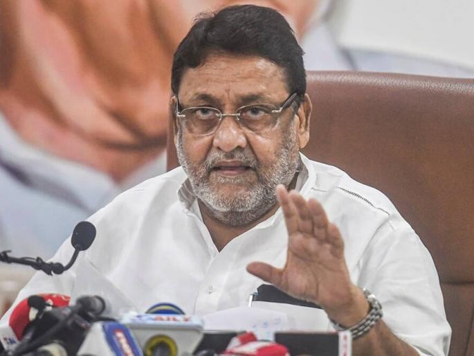 BJP leaders meet Sameer Wankhede, people with demonic thoughts get scared, Nawab Malik | 'भाजपचे बडे नेते समीर वानखेडेला भेटायला जातात, राक्षसी विचारांचे हे लोक घाबरले' BJP leaders meet Sameer Wankhede, people with demonic thoughts get scared, Nawab Malik | 'भाजपचे बडे नेते समीर वानखेडेला भेटायला जातात, राक्षसी विचारांचे हे लोक घाबरले'