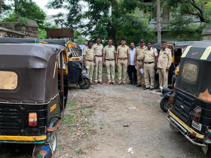 RTO, police action fined four and a half lakhs; 16 rickshaws seized | आरटीओ, पोलिसांच्या कारवाईत साडेचार लाखांचा दंड वसूल; १६ रिक्षा जप्त RTO, police action fined four and a half lakhs; 16 rickshaws seized | आरटीओ, पोलिसांच्या कारवाईत साडेचार लाखांचा दंड वसूल; १६ रिक्षा जप्त