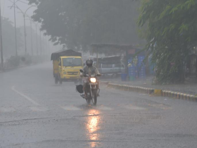 Rain, hail increased in Nagpur; Baliraja farmers is in crisis due to Avakali rain | नागपुरात हिवसाळा, गारठा वाढला; अवकाळीने बळीराजाही संकटात Rain, hail increased in Nagpur; Baliraja farmers is in crisis due to Avakali rain | नागपुरात हिवसाळा, गारठा वाढला; अवकाळीने बळीराजाही संकटात