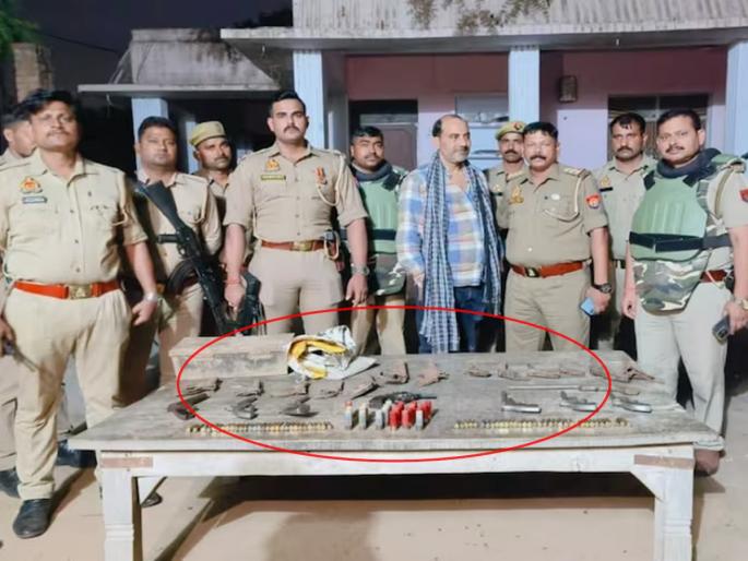 Atiq Ahmad's accomplice Ateeq, large cache of weapons seized from the wall of the house in UP | अतिक अहमदचा शार्प शुटर अटकेत, घरातील भिंतीतून मोठा शस्त्रसाठा जप्त Atiq Ahmad's accomplice Ateeq, large cache of weapons seized from the wall of the house in UP | अतिक अहमदचा शार्प शुटर अटकेत, घरातील भिंतीतून मोठा शस्त्रसाठा जप्त