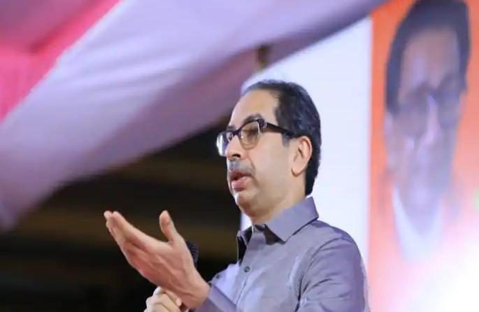 Shiv Sena will now have to support the treatment of the accused in the bomb blast, Atul bhatkhalkar on nawab malik | 'शिवसेनेला आता बॉम्बस्फोटातील आरोपींच्या व्यवहाराचेही समर्थन करावे लागेल'