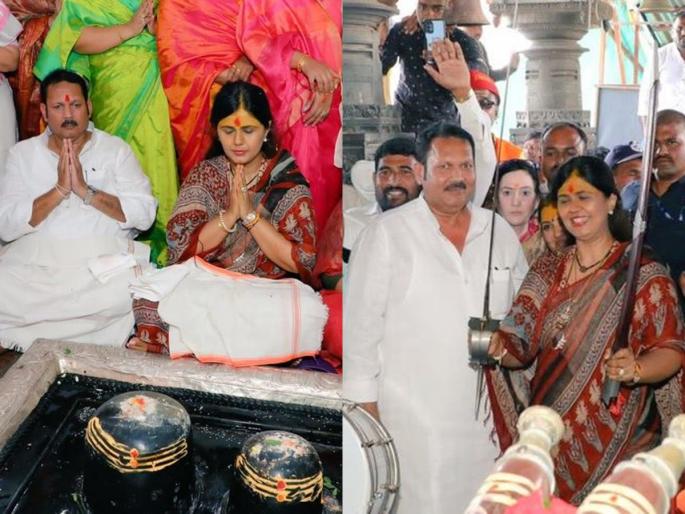 "Pankja Munde's future is bright"; A sword gifted by Udayanraje bhosale | "पंकजा मुंडेंचा भविष्यकाळ उज्ज्वल"; उदयनराजेंनी भेट दिली तलवार "Pankja Munde's future is bright"; A sword gifted by Udayanraje bhosale | "पंकजा मुंडेंचा भविष्यकाळ उज्ज्वल"; उदयनराजेंनी भेट दिली तलवार