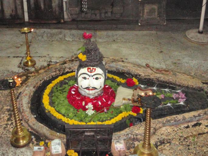 Shravani Monday eight; But fast! | श्रावणी सोमवार आठ; पण उपवास करा चारच! Shravani Monday eight; But fast! | श्रावणी सोमवार आठ; पण उपवास करा चारच!