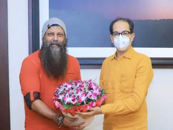 Big responsibility to Nitin Nandgaonkar, Uddhav Thackeray's visit to Matoshri | नितीन नांदगावकरांना मोठी जबाबदारी, मातोश्रीवर उद्धव ठाकरेंची घेतली भेट Big responsibility to Nitin Nandgaonkar, Uddhav Thackeray's visit to Matoshri | नितीन नांदगावकरांना मोठी जबाबदारी, मातोश्रीवर उद्धव ठाकरेंची घेतली भेट