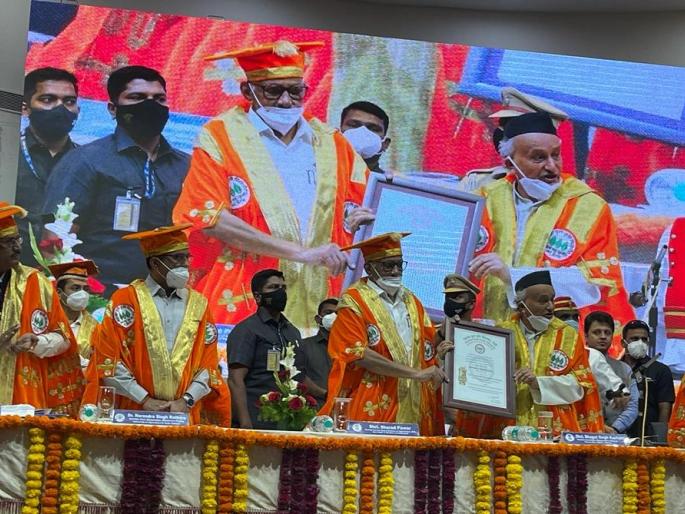 Sharad Pawar became a doctor, an honor dedicated to the farmers of the country | शरद पवार बनले 'डॉक्टर', देशातील शेतकऱ्यांना समर्पित केला सन्मान Sharad Pawar became a doctor, an honor dedicated to the farmers of the country | शरद पवार बनले 'डॉक्टर', देशातील शेतकऱ्यांना समर्पित केला सन्मान