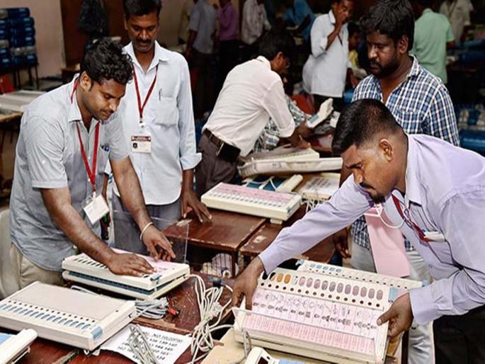 Action against teachers for non-cooperation in election work | निवडणुकीच्या कामात सहकार्य न केल्यास शिक्षकांवर कारवाई Action against teachers for non-cooperation in election work | निवडणुकीच्या कामात सहकार्य न केल्यास शिक्षकांवर कारवाई