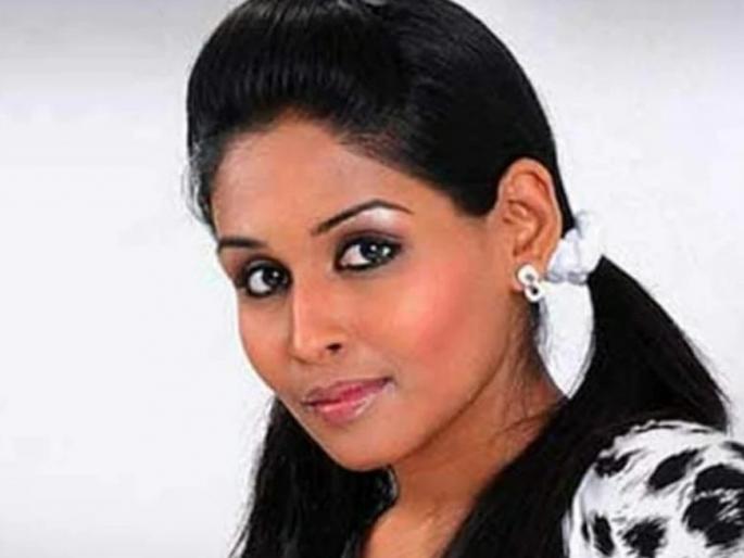 Actress Gajaad in ransom case of 200 girls | २०० काेटींच्या खंडणीप्रकरणी अभिनेत्री गजाआड Actress Gajaad in ransom case of 200 girls | २०० काेटींच्या खंडणीप्रकरणी अभिनेत्री गजाआड