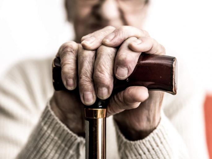 Grandfather accused of raping grandson acquitted after 5 years | नातीवर बलात्काराचे आरोप असलेले आजोबा ५ वर्षांनंतर निर्दोष मुक्त Grandfather accused of raping grandson acquitted after 5 years | नातीवर बलात्काराचे आरोप असलेले आजोबा ५ वर्षांनंतर निर्दोष मुक्त