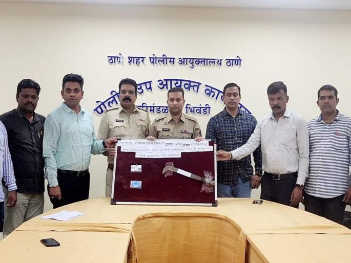 Police Mission All Out; Gavathi Katta, 19 criminals including sword bearers arrested | पोलिसांचे मिशन ऑल आऊट; गावठी कट्टा, तलवार बाळगणाऱ्यांसह १९ गुन्हेगारांना अटक Police Mission All Out; Gavathi Katta, 19 criminals including sword bearers arrested | पोलिसांचे मिशन ऑल आऊट; गावठी कट्टा, तलवार बाळगणाऱ्यांसह १९ गुन्हेगारांना अटक