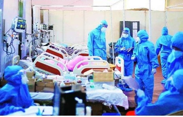 Voluntary infection only to municipal teams assigned to prevent corona infection in mira bhayndar | कोरोना संसर्ग रोखण्यासाठी नेमलेल्या पालिका पथकांनाच कामचुकारपणाचा संसर्ग