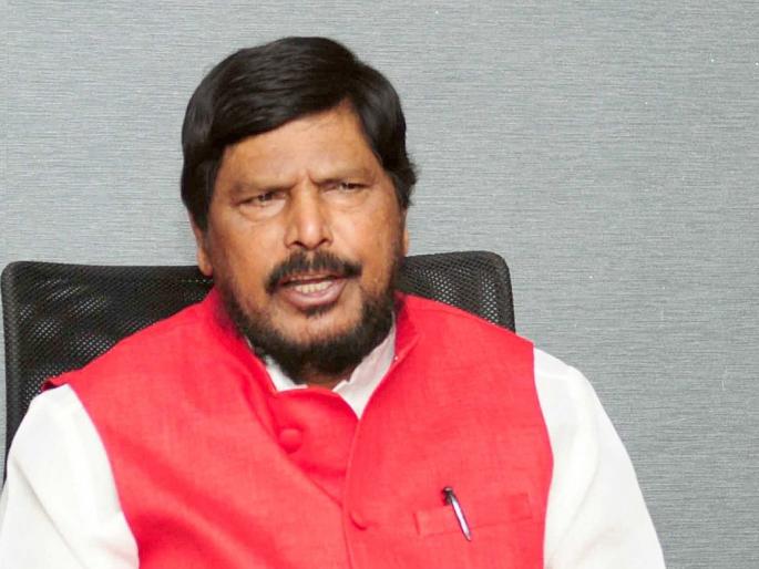 Implement presidential rule in Maharashtra, demands Ramdas Athavale | 'सत्ताधारी शिवसेना सूडबुद्धीने काम करतंय, महाराष्ट्रात राष्ट्रपती राजवट लागू करा' Implement presidential rule in Maharashtra, demands Ramdas Athavale | 'सत्ताधारी शिवसेना सूडबुद्धीने काम करतंय, महाराष्ट्रात राष्ट्रपती राजवट लागू करा'