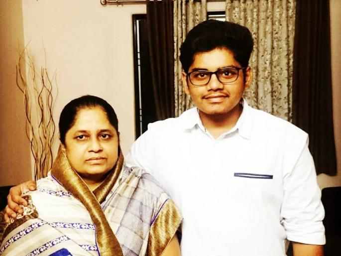 Dozens of leaders, including seven MLAs, were coronated in Sangli district, rohit patil and suman patil also | सांगलीत सात आमदारांसह डझनभर नेते कोरोनाबाधित, रोहित पाटलांनाही लागण Dozens of leaders, including seven MLAs, were coronated in Sangli district, rohit patil and suman patil also | सांगलीत सात आमदारांसह डझनभर नेते कोरोनाबाधित, रोहित पाटलांनाही लागण
