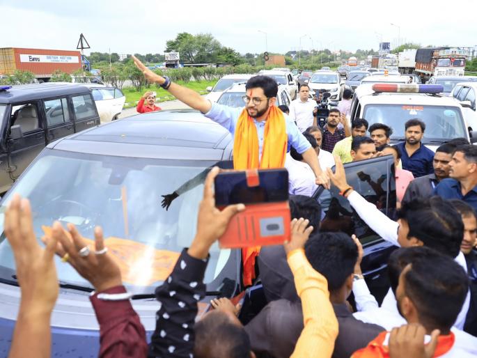 Aditya Thackerey: "O government of traitors, this government will collapse in few days, write it down" | Aditya Thackerey: "हे गद्दारांचं सरकार, काही दिवसांतच कोसळणार, लिहून घ्या" Aditya Thackerey: "O government of traitors, this government will collapse in few days, write it down" | Aditya Thackerey: "हे गद्दारांचं सरकार, काही दिवसांतच कोसळणार, लिहून घ्या"