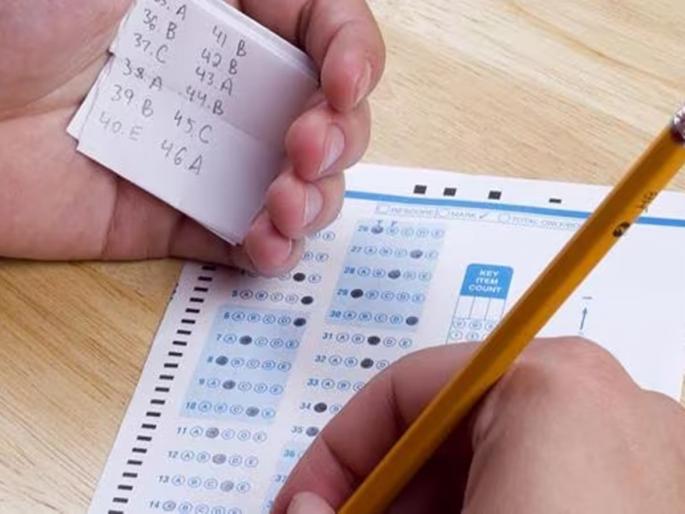 Coping in the recruitment exam of the health department, a case has been filed against Bahadhar | आरोग्य विभागाच्या भरती परीक्षेतील कॉपी बहाद्दरावर थेट गुन्हाच दाखल Coping in the recruitment exam of the health department, a case has been filed against Bahadhar | आरोग्य विभागाच्या भरती परीक्षेतील कॉपी बहाद्दरावर थेट गुन्हाच दाखल