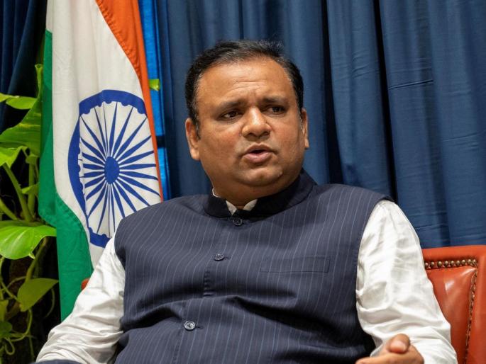 Take action against Norwegians for breach of code of conduct | नार्वेकरांवर आचारसंहिता भंगाची कारवाई करा; किलाची पत्राद्वारे मागणी Take action against Norwegians for breach of code of conduct | नार्वेकरांवर आचारसंहिता भंगाची कारवाई करा; किलाची पत्राद्वारे मागणी