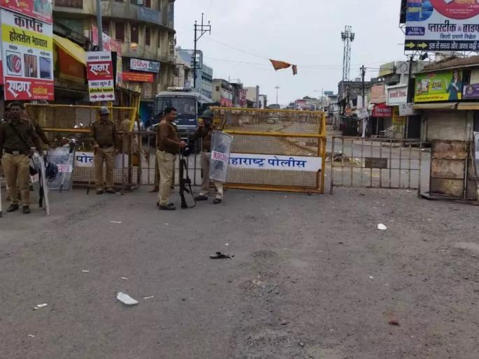 Important evidence from Raza Academy, search for office bearers begins | रझा अकॅडमीतून महत्त्वाचे पुरावे हाती, पदाधिकाऱ्यांचा शोध सुरू Important evidence from Raza Academy, search for office bearers begins | रझा अकॅडमीतून महत्त्वाचे पुरावे हाती, पदाधिकाऱ्यांचा शोध सुरू