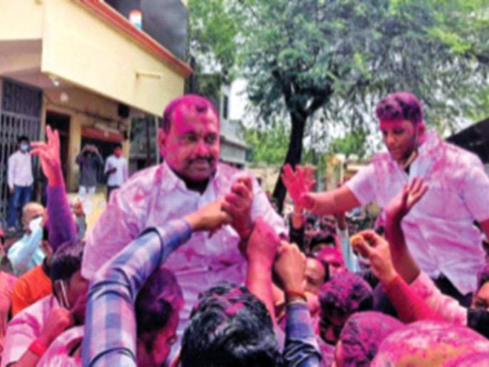 For the first time in Pandharpur, the efforts of the NCP failed by election | पंढरपुरात प्रथमच कमळ खुलले, राष्ट्रवादीचे प्रयत्न फोल ठरले