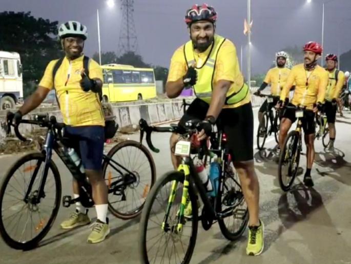 1100 km cycle ride of 17 cyclists taking advantage of social service | समाजसेवेचा वसा घेत १७ सायकलपटुंची अकराशे किलोमीटर सायकलवारी 1100 km cycle ride of 17 cyclists taking advantage of social service | समाजसेवेचा वसा घेत १७ सायकलपटुंची अकराशे किलोमीटर सायकलवारी
