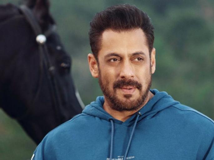 Samalman Khan was asked about the farmers' movement of delhi, Bhaijan said yes | समलमान खानला शेतकरी आंदोलनाचा प्रश्न विचारला, भाईजान म्हणाला... Samalman Khan was asked about the farmers' movement of delhi, Bhaijan said yes | समलमान खानला शेतकरी आंदोलनाचा प्रश्न विचारला, भाईजान म्हणाला...