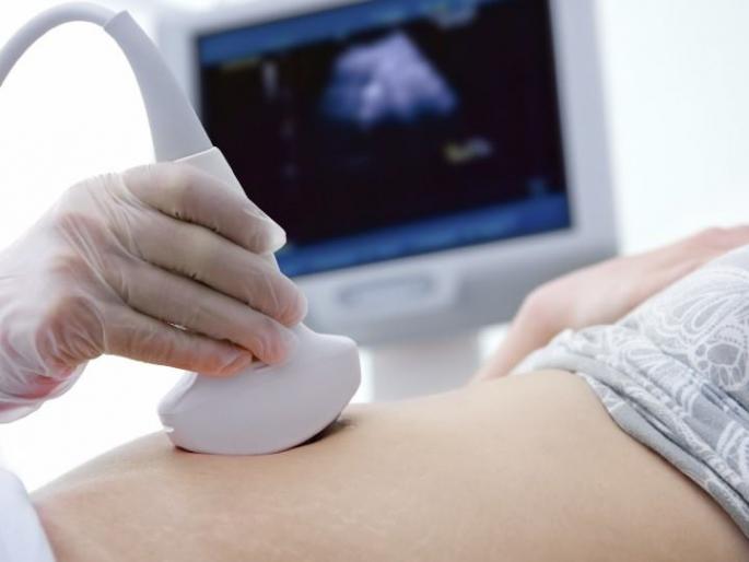 A baby without a heart found on sonography; Treatment in Solapur | सोनोग्राफी तपासणीत आढळलं हृदय नसलेलं बाळ; शस्त्रक्रियेद्वारे मातेला जीवदान A baby without a heart found on sonography; Treatment in Solapur | सोनोग्राफी तपासणीत आढळलं हृदय नसलेलं बाळ; शस्त्रक्रियेद्वारे मातेला जीवदान