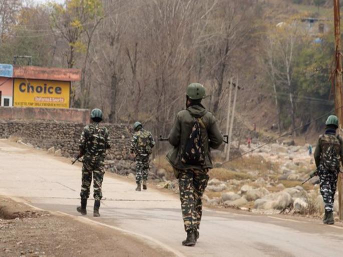 Rent collection from the army by seizing the government land | सरकारी जमीन बळकावून लष्कराकडूनच भाडेवसुली