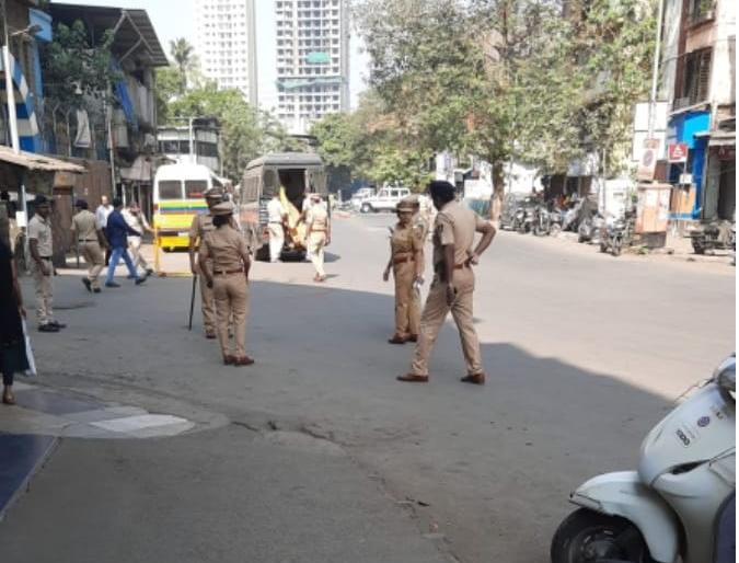 Threat to blow up the Synagogue of Thane, police in action | ठाण्याच्या सिनेगॉग धर्मस्थळाला बॉम्बने उडवून देण्याची धमकी; पोलीस अलर्ट Threat to blow up the Synagogue of Thane, police in action | ठाण्याच्या सिनेगॉग धर्मस्थळाला बॉम्बने उडवून देण्याची धमकी; पोलीस अलर्ट